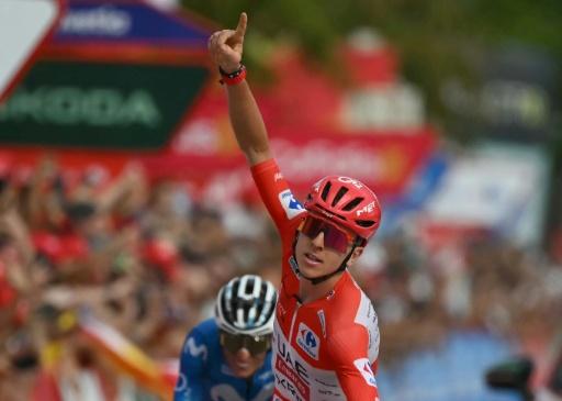 Pogacar firma el triplete en La Vuelta y refuerza su liderato