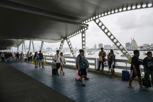 Tailandia advierte que los turistas "problemáticos" podrán ser expulsados