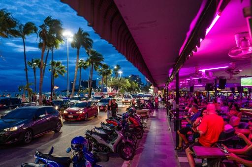 Tailândia adverte que turistas 'problemáticos' poderão ser expulsos