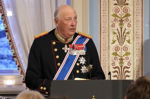 El estado de salud del rey Harald de Noruega, de 89 años, es "extremadamente grave", dice el palacio
