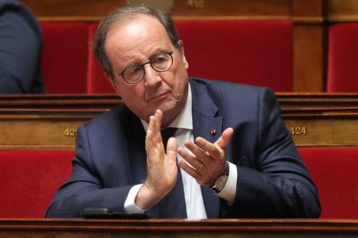 Le député et ancien président de la République François Hollande participe à une séance de questions au gouvernement à l'Assemblée nationale, le 30 juin 2026 à Paris — Kenzo TRIBOUILLARD / AFP