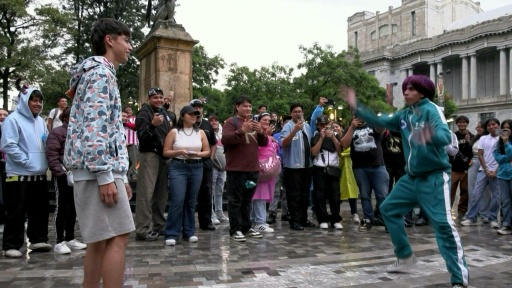 Young Mexicans battle for 'aura' in latest social media trend