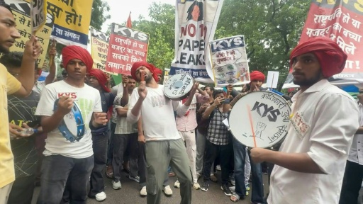 India's 'Cockroach' party supporters take to the streets of New Delhi — Shubham KOUL, Asma Hafiz / AFP