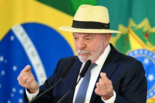 El presidente de Brasil, Luiz Inácio Lula da Silva, en un acto de firma de una ley que establece una línea de crédito para compañías afectadas por los nuevos aranceles impuestos por EEUU, en Brasilia, el 22 de julio de 2026 — Evaristo Sa / AFP