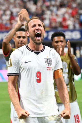 O atacante inglês Harry Kane comemora após vencer a partida dos 16-avos de final da Copa do Mundo de 2026 contra a República Democrática do Congo, disputada no Atlanta Stadium, em Atlanta, em 1º de julho de 2026.