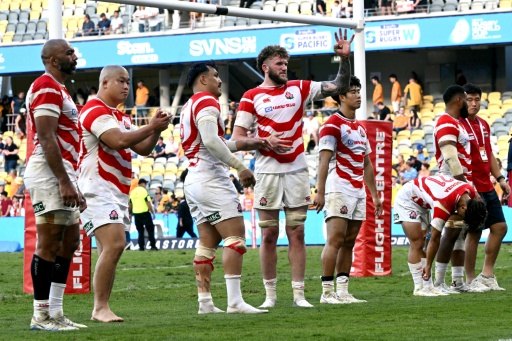 Japan coach Jones says team should not get despondent after heavy loss