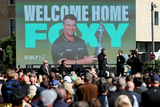 Crowds in Auckland give British Open champion Ryan Fox a hero's welcome home — Ben STRANG / AFP