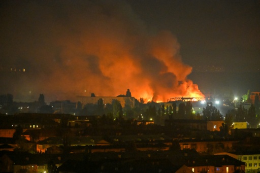 Ukraine: des frappes russes font 15 morts à Kiev et dans ses environs, des entrepôts touchés