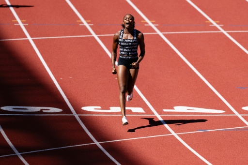 American Melissa Jefferson-Wooden edged compatriot Sha'Carri Richardson to win the women's 100m at the Eugene Diamond League athletics meeting