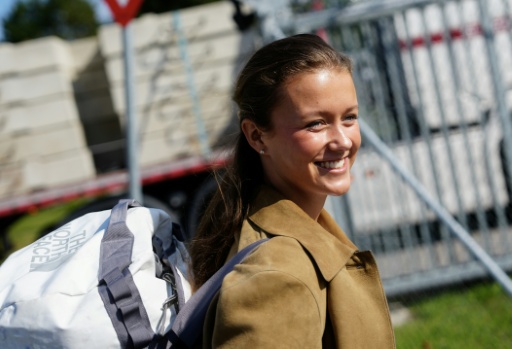 Young Danes start extended military service