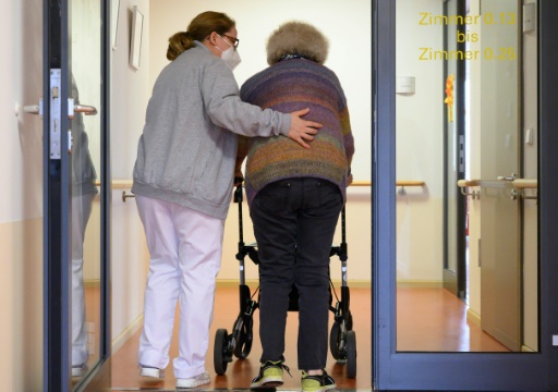 SPD und Verbände begrüßen Linnemanns "Kurskorrektur" bei pflegenden Angehörigen