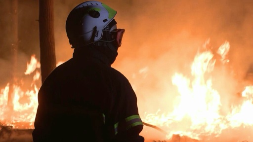 Incendie dans les Landes: "le feu réactivé vers 4h30 du matin", "aucune habitation touchée"