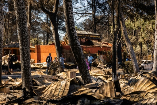 Le camping Brasilia sinistré par les flammes, le 3 juillet 2026 à Canet-en-Roussillon, dans les Pyrénnées-0rientales