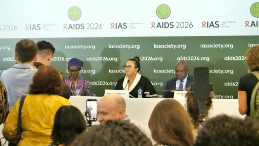 Avanço do HIV é um perigo real devido à queda do financiamento a seu combate