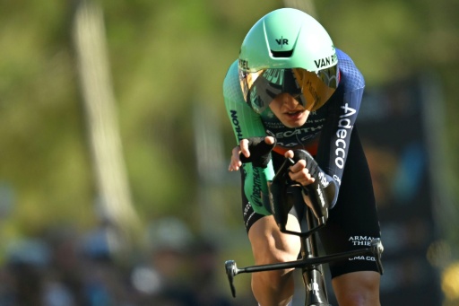 Paul Seixas (Decathlon CMA CGM) dans le final de la 1re étape du Tour de France, un contre-la-montre par équipes, le 4 juillet 2026 à Barcelone