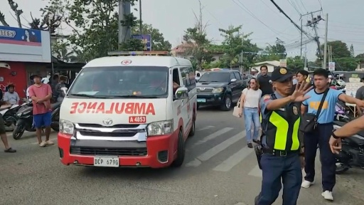 Estudante é morto em tiroteio transmitido ao vivo em escola nas Filipinas