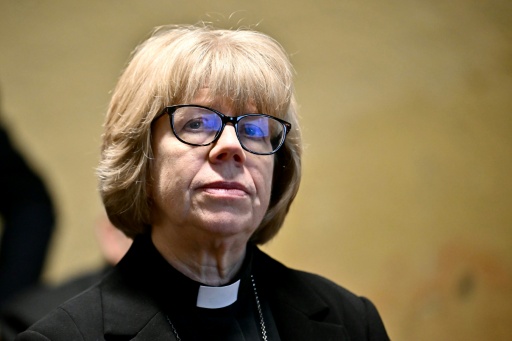 La cheffe de l'église anglicane visite un projet sur la traite des esclaves lors de sa tournée africaine