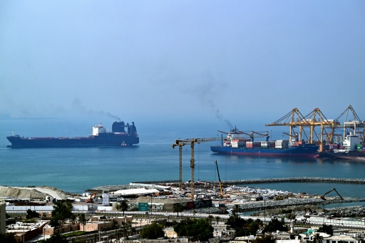 EEUU e Irán intercambian ataques sin señales de tregua