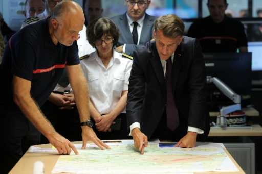 Waldbrände in Südfrankreich: Macron beschwört bei Besuch Zusammenhalt