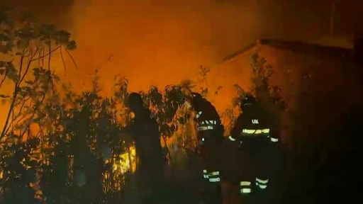 "Orage de feu" sur la France et l'Espagne, la chaleur en embuscade