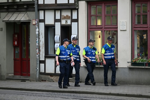 Massive Verkehrsbehinderungen durch Proteste gegen AfD-Parteitag in Erfurt