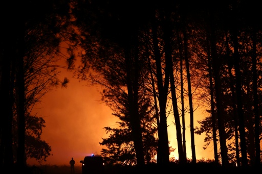 Nouvel incendie dans les Landes, 600 hectares parcourus, 500 évacuations