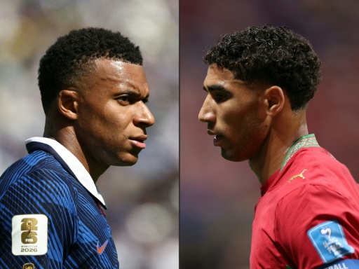Duel très attendu entre le capitaine des Bleus Kylian Mbappé (à gauche), le 16 juin 2026 à East Rutherford, et son homologue du Maroc Achraf Hakimi, le 24 juin 2026 à Atlanta