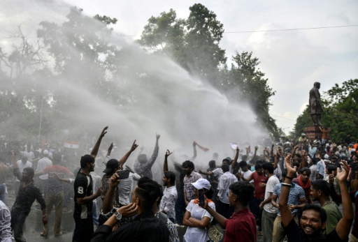Cañonazo de agua en Patna