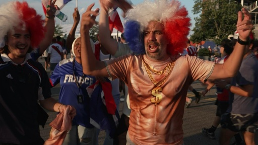 Mondial-2026: sous la chaleur, les fans de la France célèbrent la victoire à Philadelphie