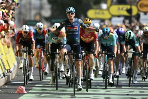 Merlier vence al esprint en etapa del Tour tranquila para los favoritos