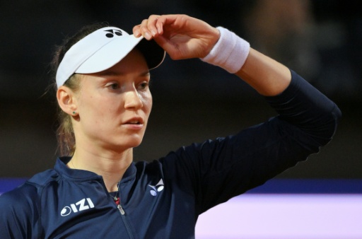 Rybakina derrota Li e vai às oitavas do WTA 1000 de Toronto