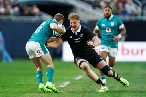 All Blacks replace Tuipulotu with Holland for Springboks Test