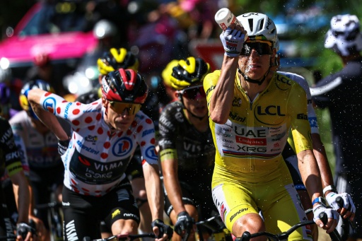 Van der Poel stays calm in the heat to win Tour de France stage nine