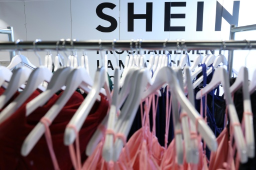 Fast-fashion: Shein sur le point d'entrer en Bourse pour financer son expansion