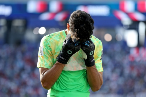 El portero marroquí Yassine Bounou en el partido de cuartos de final del Mundial entre Marruecos y Francia en el Gillette Stadium en Foxborough, cerca de Boston, el 9 de julio de 2026