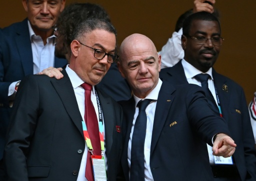 Gianni Infantino (R) received the unconditional support of the President of the Royal Moroccan Football Federation Fouzi Lekjaa (L) — CARL DE SOUZA / AFP