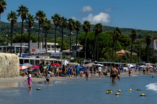 La grande plage de La Ciotat, dans les Bouches-du-Rhône le 21 août 2026 — Miguel MEDINA / AFP