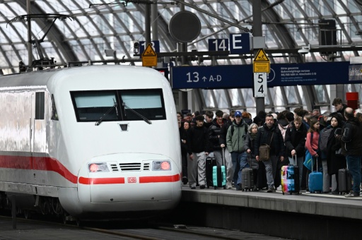 Bilger: Boni von Bahn-Managern werden an Einhaltung der Vorgaben des Bundes geknüpft