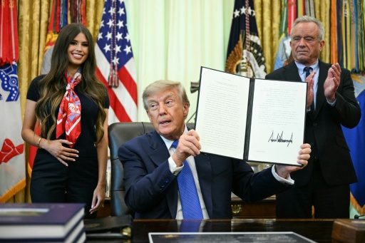 Trump order pushes for overhaul of childhood vaccine schedule