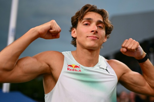 Duplantis locked in on 'grinding' for big bars