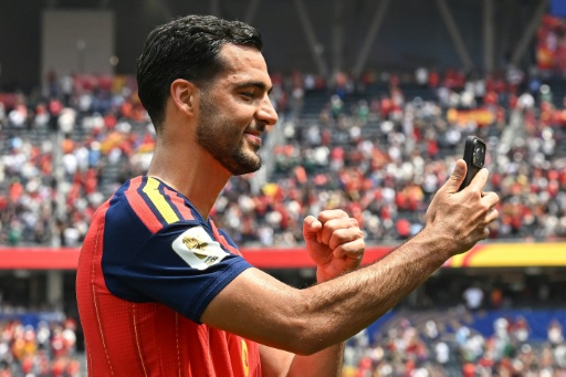 "Es surrealista que me pase dos partidos seguidos", admite Merino