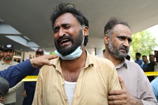 Pakistan hospital fire kills 14 infants