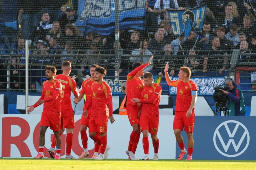 Paderborn schlägt Viertligist Lübeck