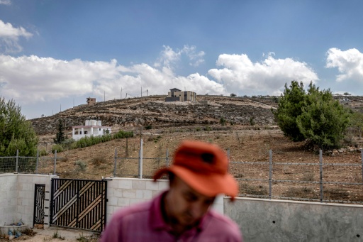 Former envoys urge joint French, UK action on Palestinian territories