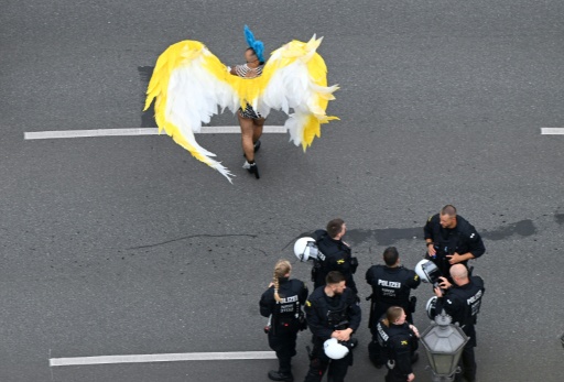 Nach Anschlag in Berlin: Doppelt so viele Polizisten bei CSD in Hamburg