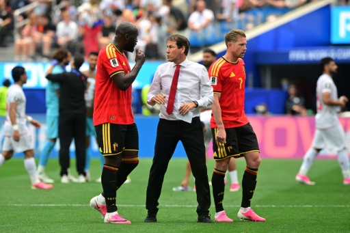 Garcia redefine el papel de Doku, De Bruyne y Lukaku en Bélgica