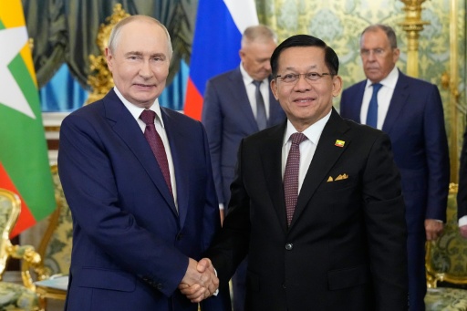 Putin hosts Myanmar's leader at Kremlin