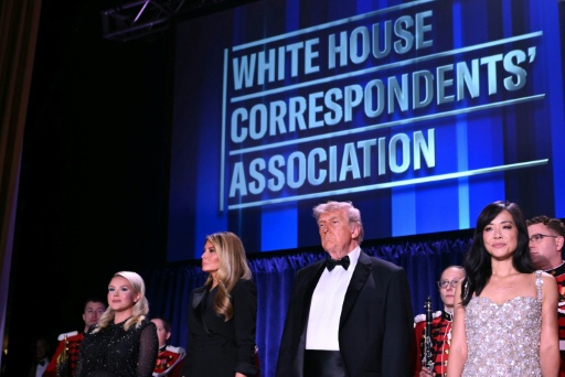 Trump de retour au gala de la presse, trois mois après le chaos d'avril