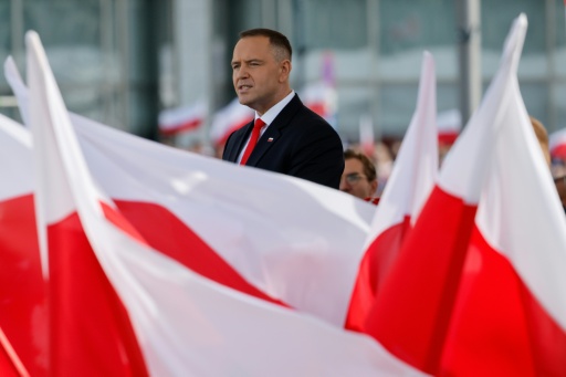 Polish president vetoes civil partnerships bill