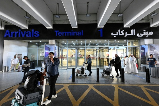سفارات أميركية تحضّ مواطنيها على مغادرة الشرق الأوسط